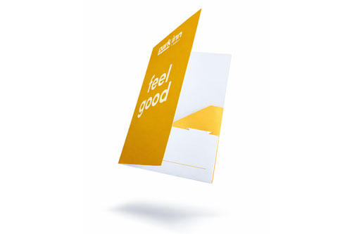 plastic card world